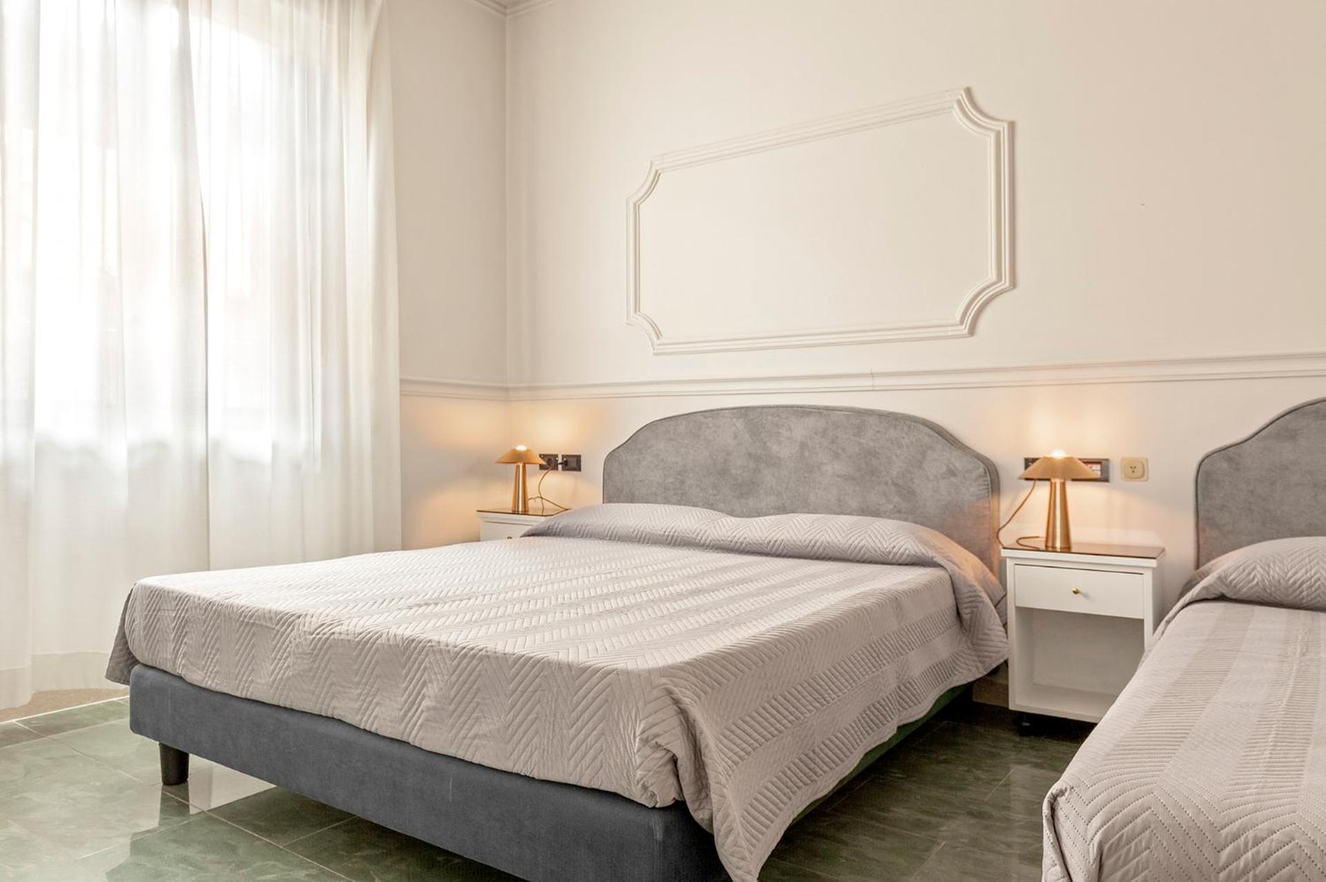 The Port Residence Livorno Bagian luar foto